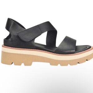 Sofft Black Leather Platform Sandal with Layered Neutral Sole